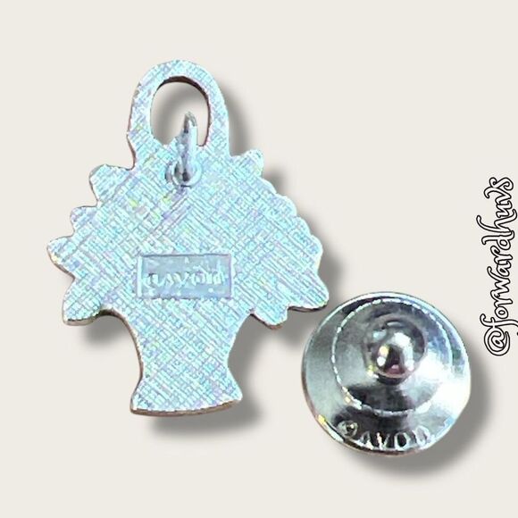 Bundle Sale 3 for $15 | Small Basket of Flowers Pin - Picture 4 of 8